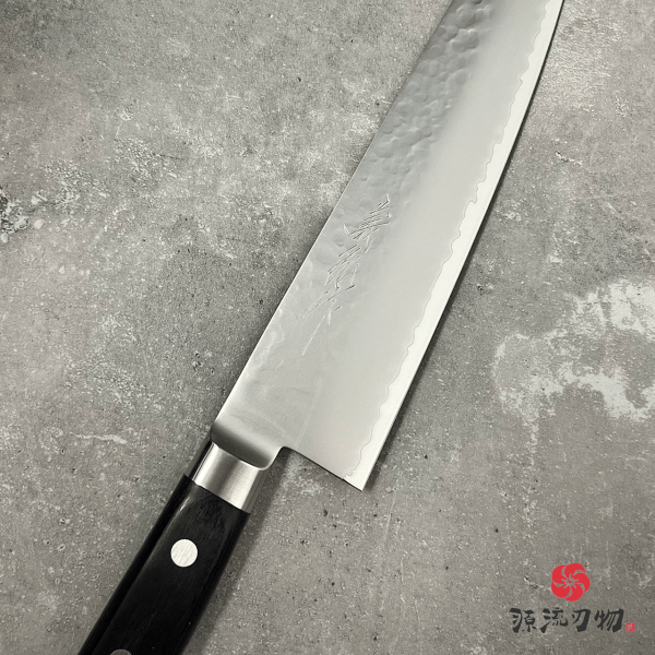 山脇刃物 義弘作 VG-5 槌印 牛刀 210mm (附原廠刀鞘)：圖片 3